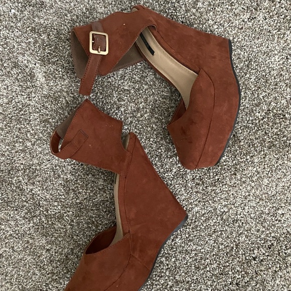 Perfect for fall! - Picture 2 of 4